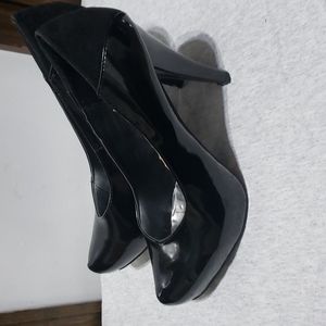 Black pumps size 10